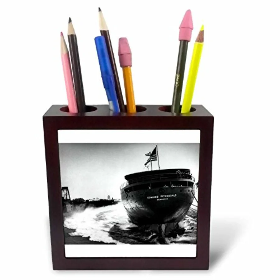 

ph_6817_1 Выпуск 5-дюймового держателя для ручек Edmund Fitzgerald-Tile Pen Holder