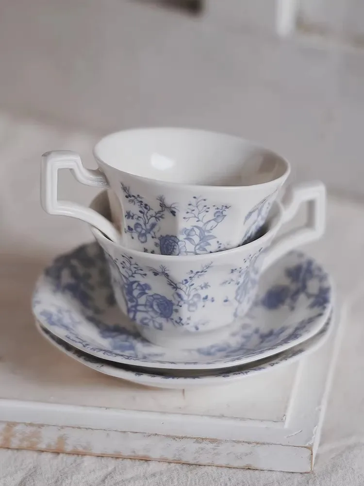 

Chinese Style Retro Qing Flower Ceramic Cup Disc Suit Afternoon Tea Coffee Cup High Appearance level Flower Pattern Water Cup