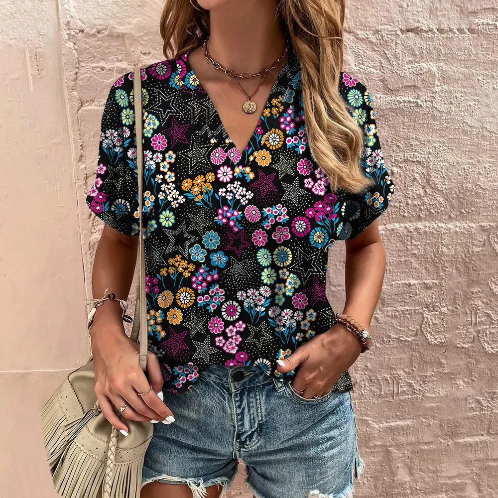 Retro Print Women\'s T Shirt Classic Floral Tees For Ladies Summer V-Neck Short Sleeve Tops Female Oversized Clothes Daily Blouse