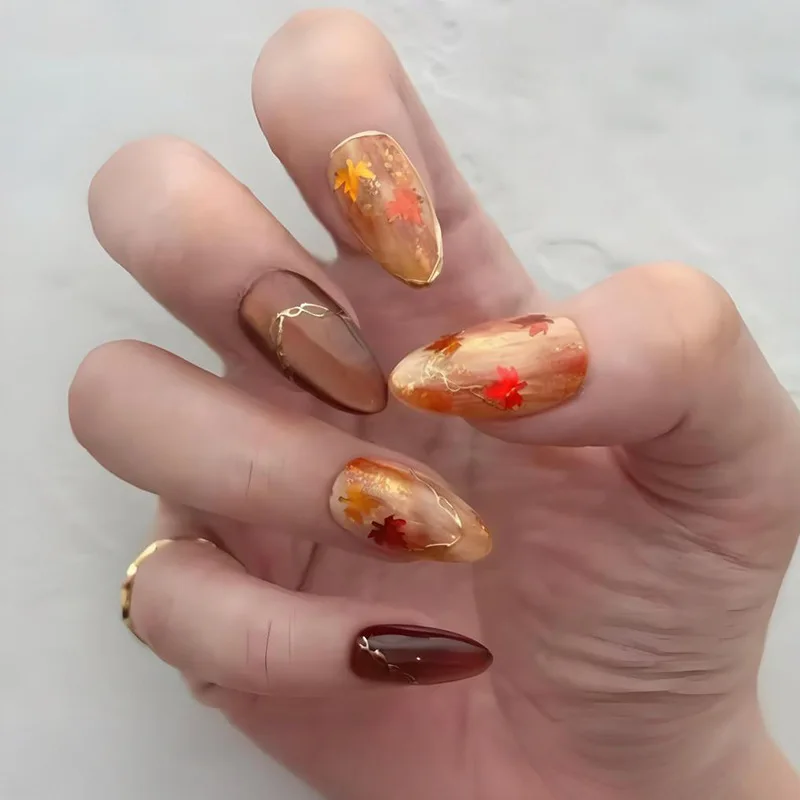 

24PCS Autumn Winter Almond Press on Nails Golden Maple Leaves Patterns French Fake Nails for Women Wearable False Nails Manicure