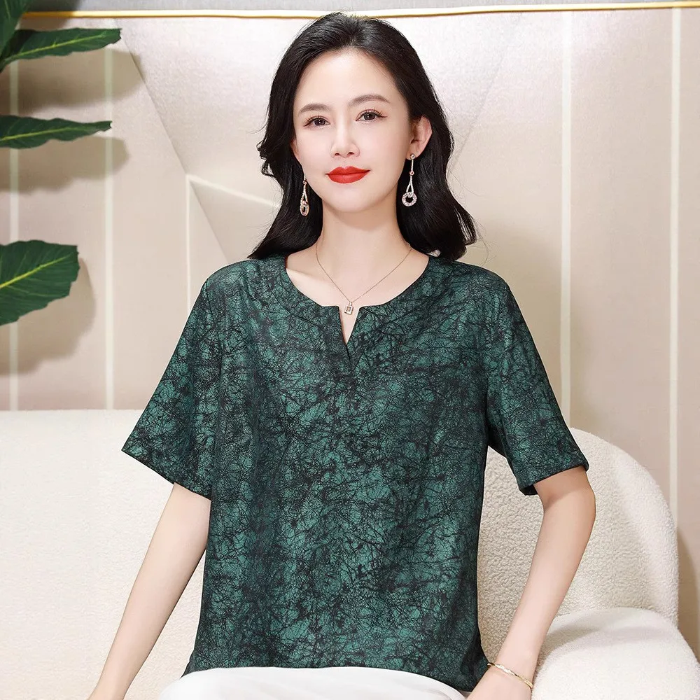 

New 2025 Summer Large Size Midlife Mom's T-irt Women's Faionable Youthful Belly Concealing ort Sve Printed Top