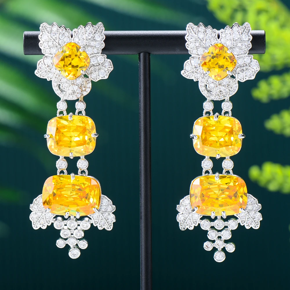 

Soramoore New Luxury Gorgeou Crystal Pendant Earrings For Women Wedding Party Hollow Dubai Earrings Fashion Jewelry High Quality