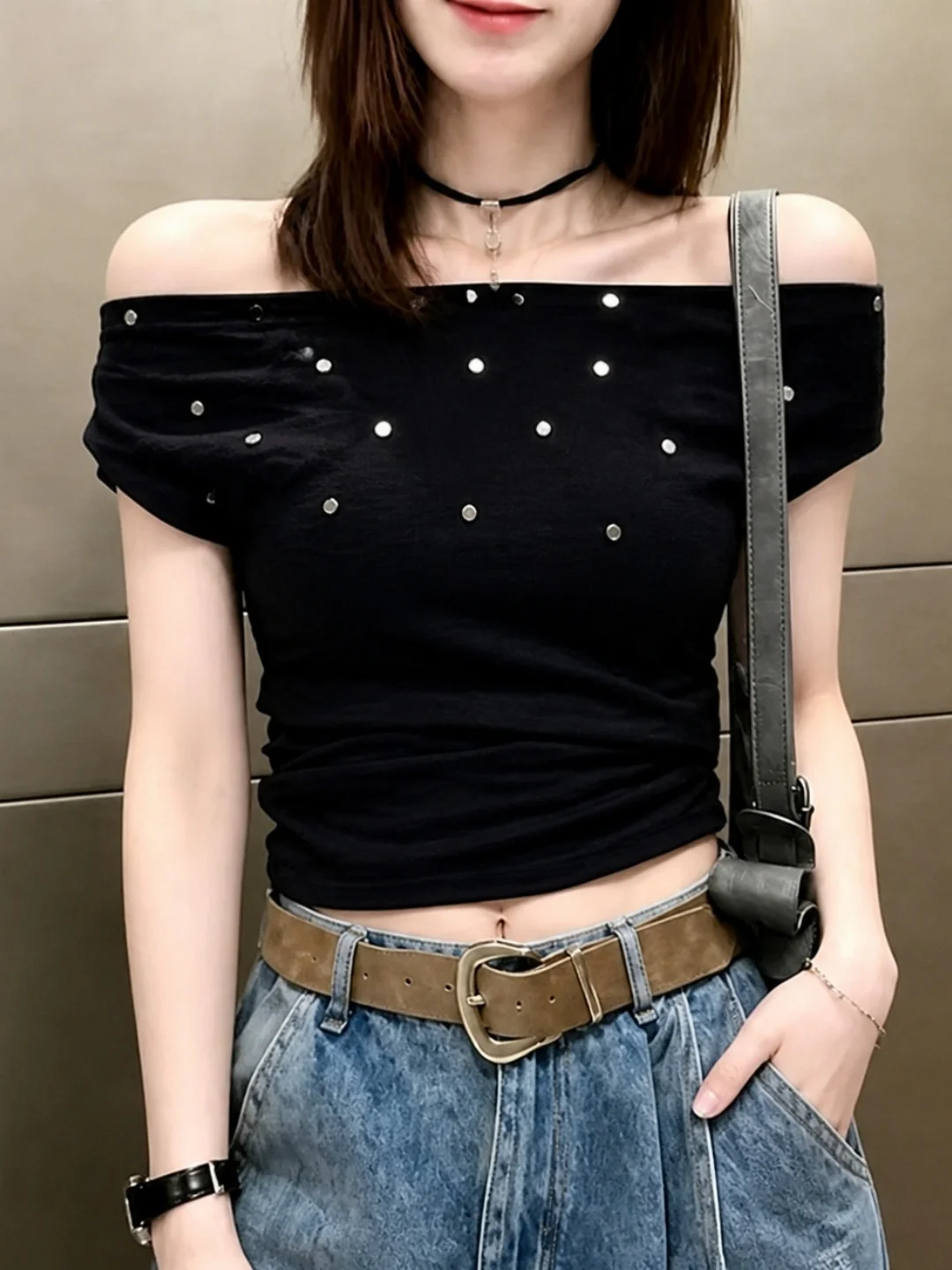 

Fashionable Versatile Slim Fit Short Sleeve T-Shirt One Shoulder Design Unique Exquisite Summer 2026 Women's Korean Style Top