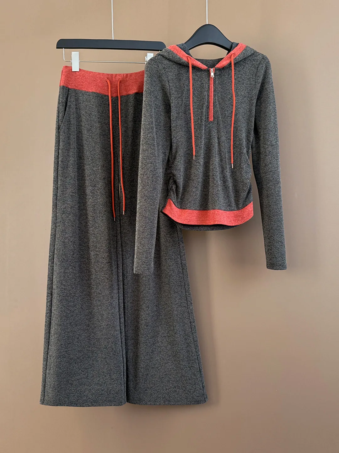 

Casual Sporty Two-Piece Set Women's Grey Hoodie Wide Leg Pants Slimming Spring Fashion European Style Comfortable Long Sleeve