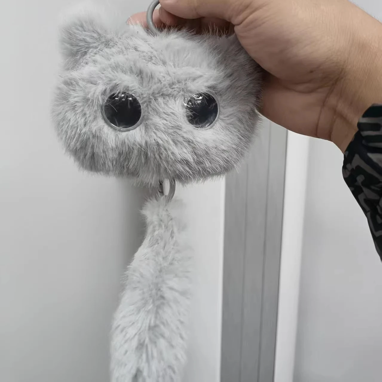 Curious Cat AI-Plüschtier, interaktives intelligentes Haustier mit Sprachgespräch und mehrsprachiger Unterstützung, elektronisch sprechender Begleiter