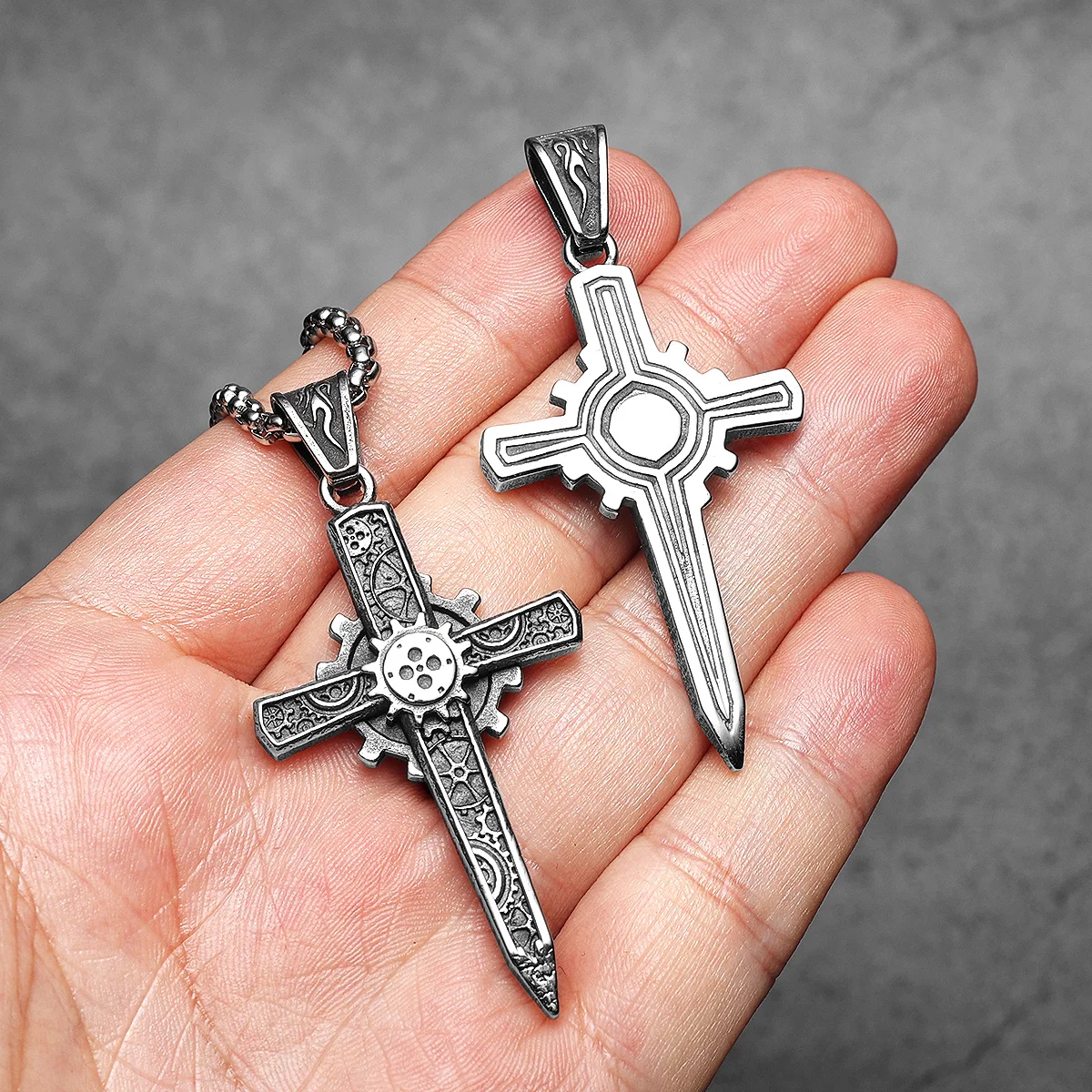 Gear Cross Men Necklaces Stainless Steel Pendant Chain Women Fashion Cool Retro Jewelry Punk New In Accessories Gifts Wholesale