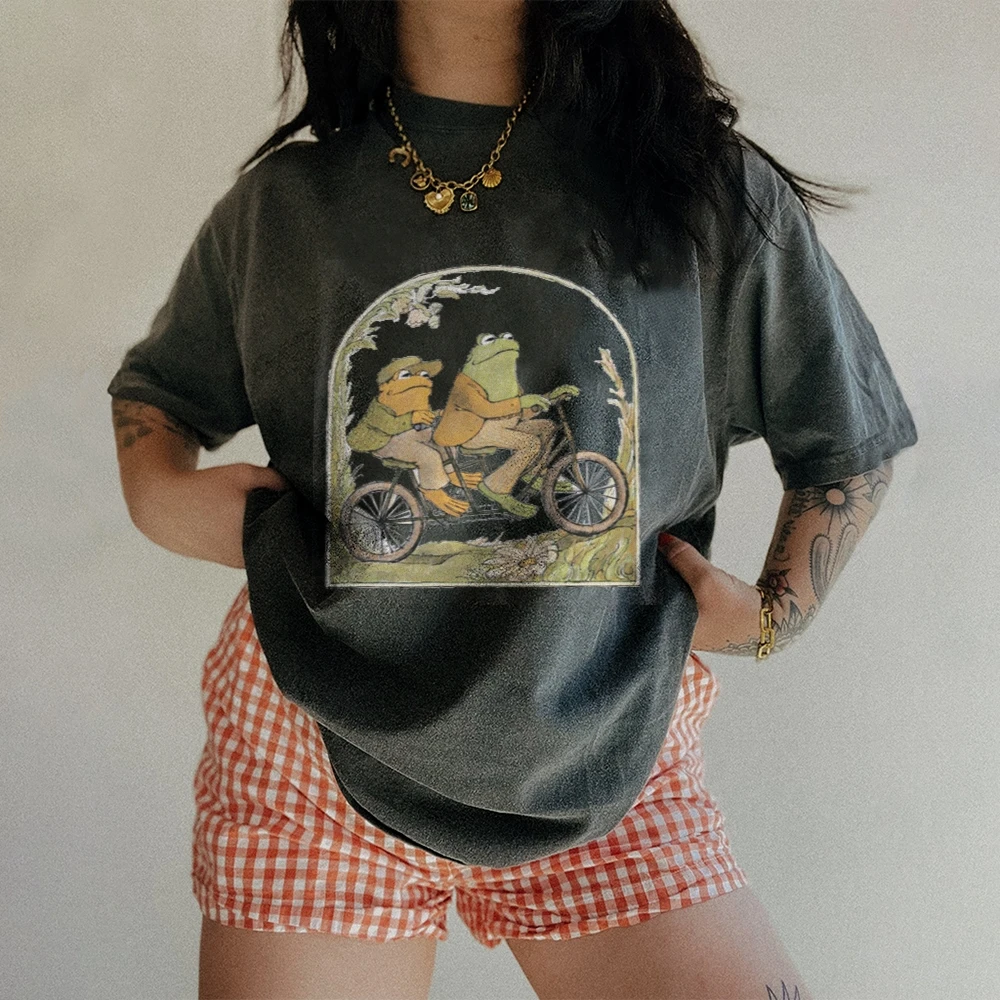 

Gothic Style Round Neck T-Shirt for Women - Vintage Cotton Graphic Tee Oversize Fit Casual Streetwear Dark Aesthetic New Arrival