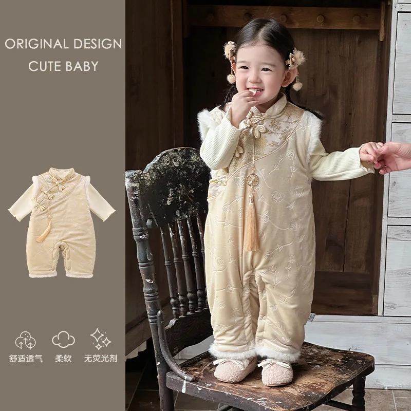 

Girls' autumn and winter suit, baby foreign style Chinese padded cotton, 100-day grab, New Year's banquet dress