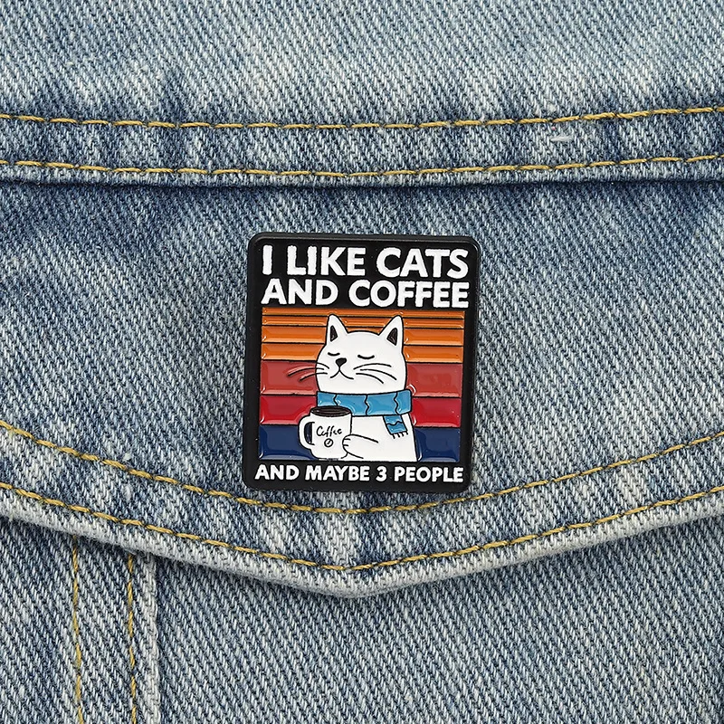 الكرتون الرسوم المتحركة القهوة القط المينا دبابيس مخصصة الحيوان دبابيس معدنية التلبيب شارات مضحك رائعة مجوهرات هدية للأطفال الأصدقاء