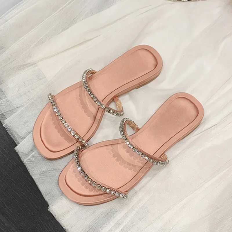 2023 Summer Ladies Shoes Fashion Pearl Hollow Flat Bottom Casual Beach Slippers for Women Large Size Transparent Girl Slides