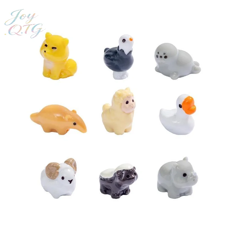 Hot Sale New 10Pcs Mini Resin Cartoon Animal Figurines Vivid Waterproof Design Small Decorative Ornaments Car Dashboard Desktops