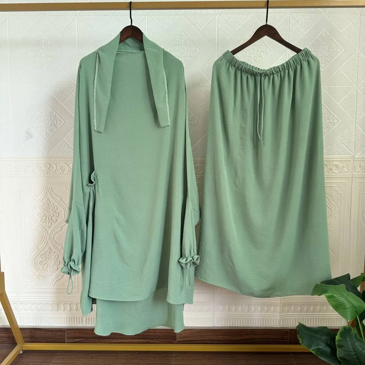 Muzułmańskie dwuczęściowe zestawy Jilbab Abaya Dubai Ubrania Islam Kobiety Skromna sukienka Casual Eid Ramadan Odzież Khimar ze sznurkami niqaab