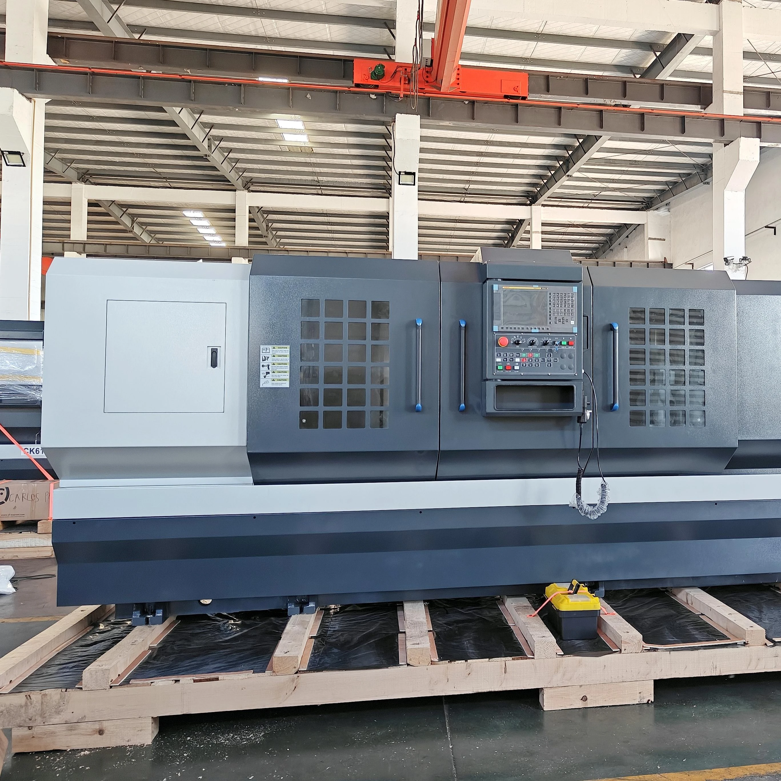 

Metal Processing CNC Lathe CK6166 Flat Bed CNC Lathe Heavy Machining Ability Machine for Long Cylindrical Workpiece Parts