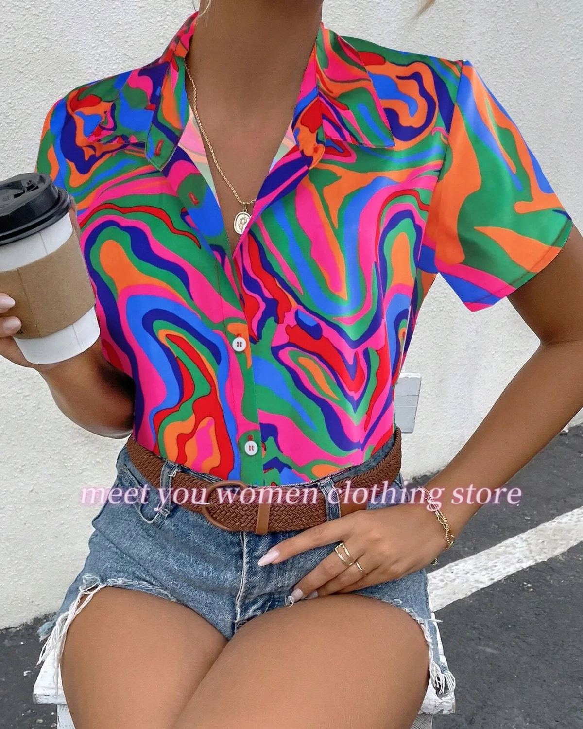 Women  Psychedelic Print Beach Sunscree Shirts Fashion Shirts 2025 Summer Leisure Short Sleeved Shirts Loose Lady Shirts