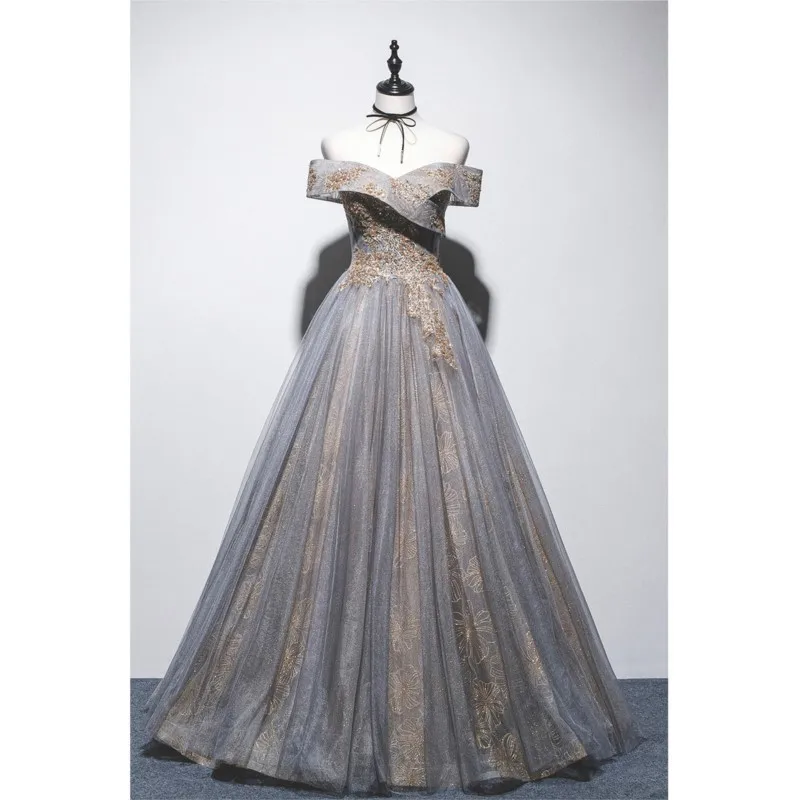 

Elegant and fashionable one-shoulder dress for toasts balls banquets