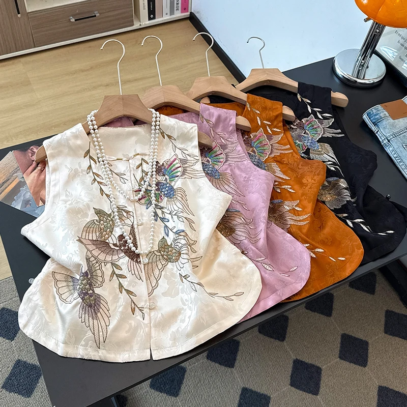 New Chinese Style Heavy Embroidery Buttoned Hanfu Top with Placket Autumn Fashion Traditional Costume  Shirt for Women