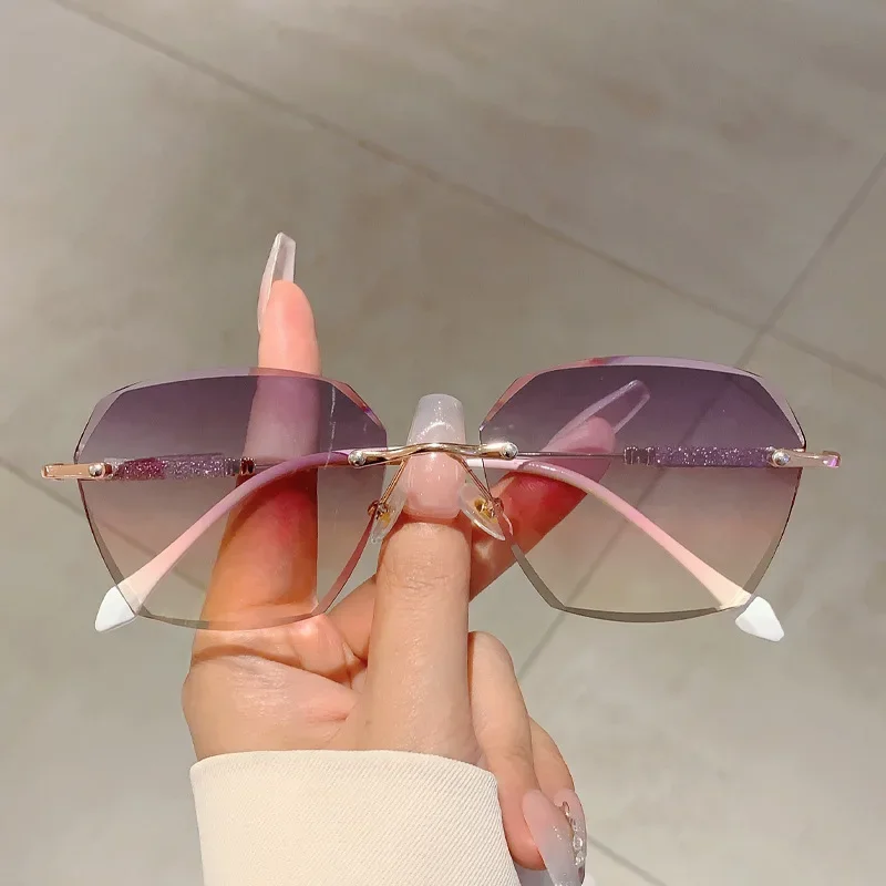 Y2K Vintage Luxury Brand Designer Rimless Irregular Sunglasses Women For Men Sun Glasses Punk Popular Sequin Metal Eyeglasses