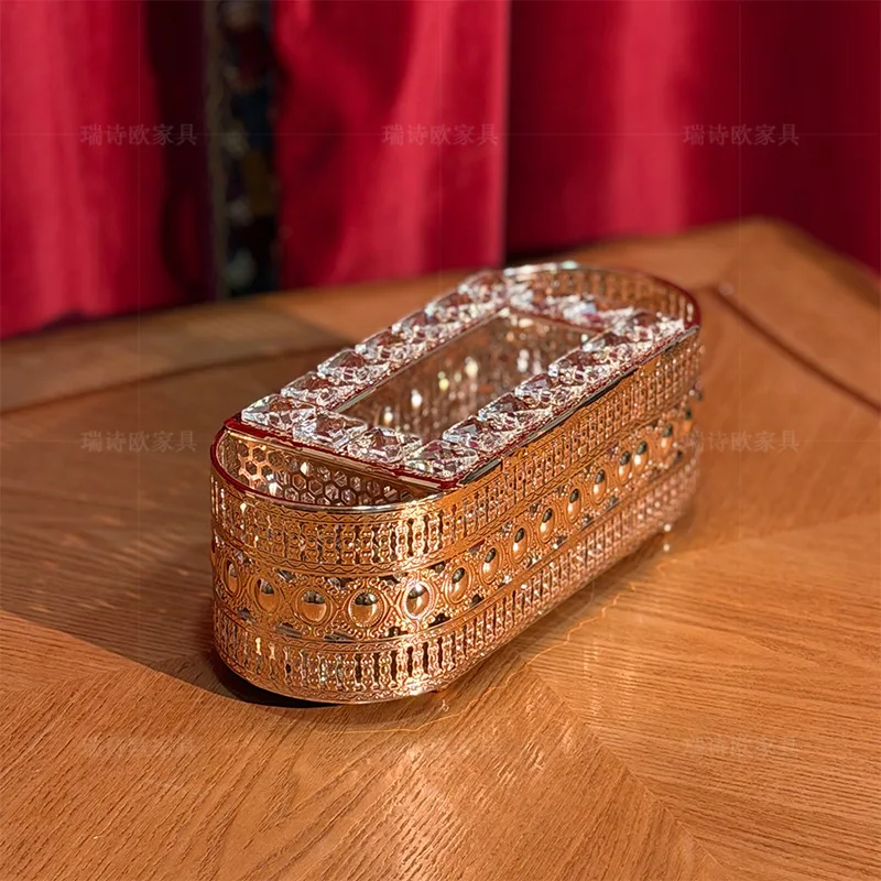 Light luxury wrought iron tissue box, desktop high-end storage box ornament, home living room coffee table creative pumping cart