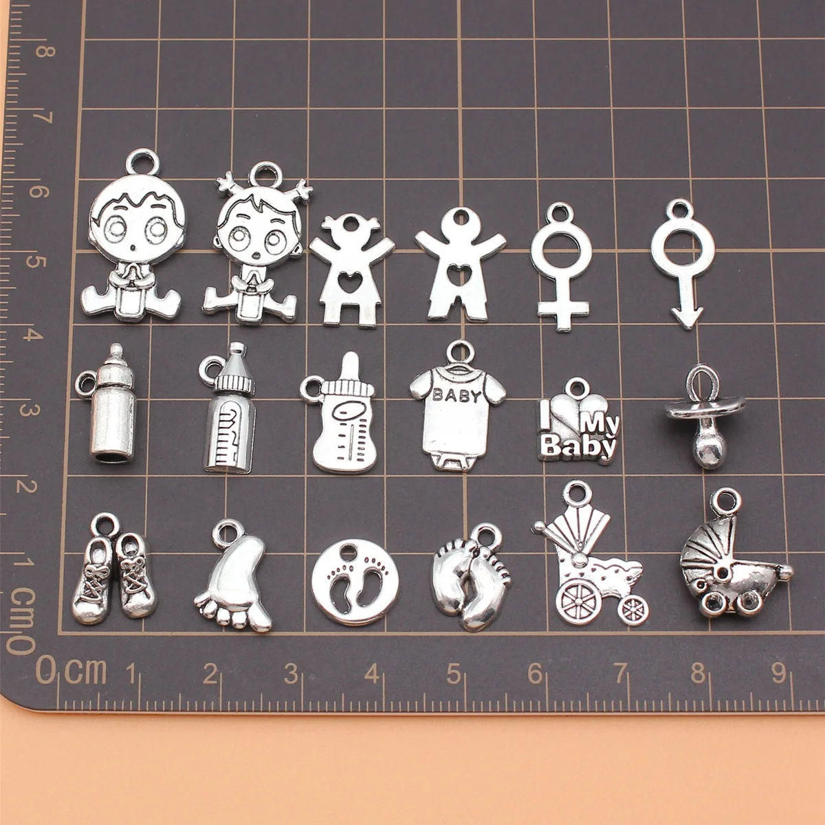 250Pcs/Bag 18 Styles Antique Silver Color Baby Bottle Pacifier Stroller Feet Charms Pendant Diy Jewelry Accessories