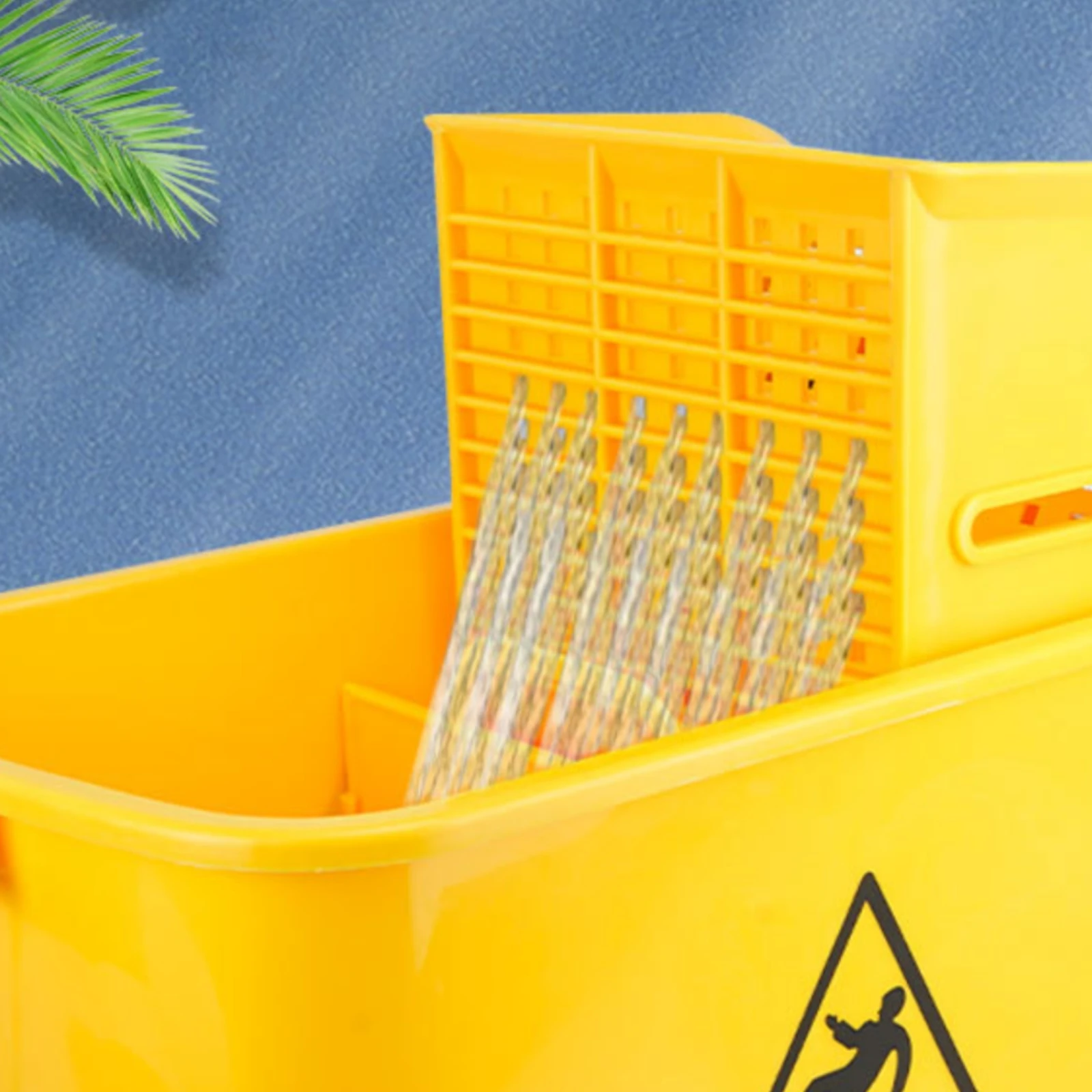 Hand-Press Mop Wringer Head Plastic and Metal Mop Wringer Head Cleaning Equipment Lever Handle Rectangular Cage