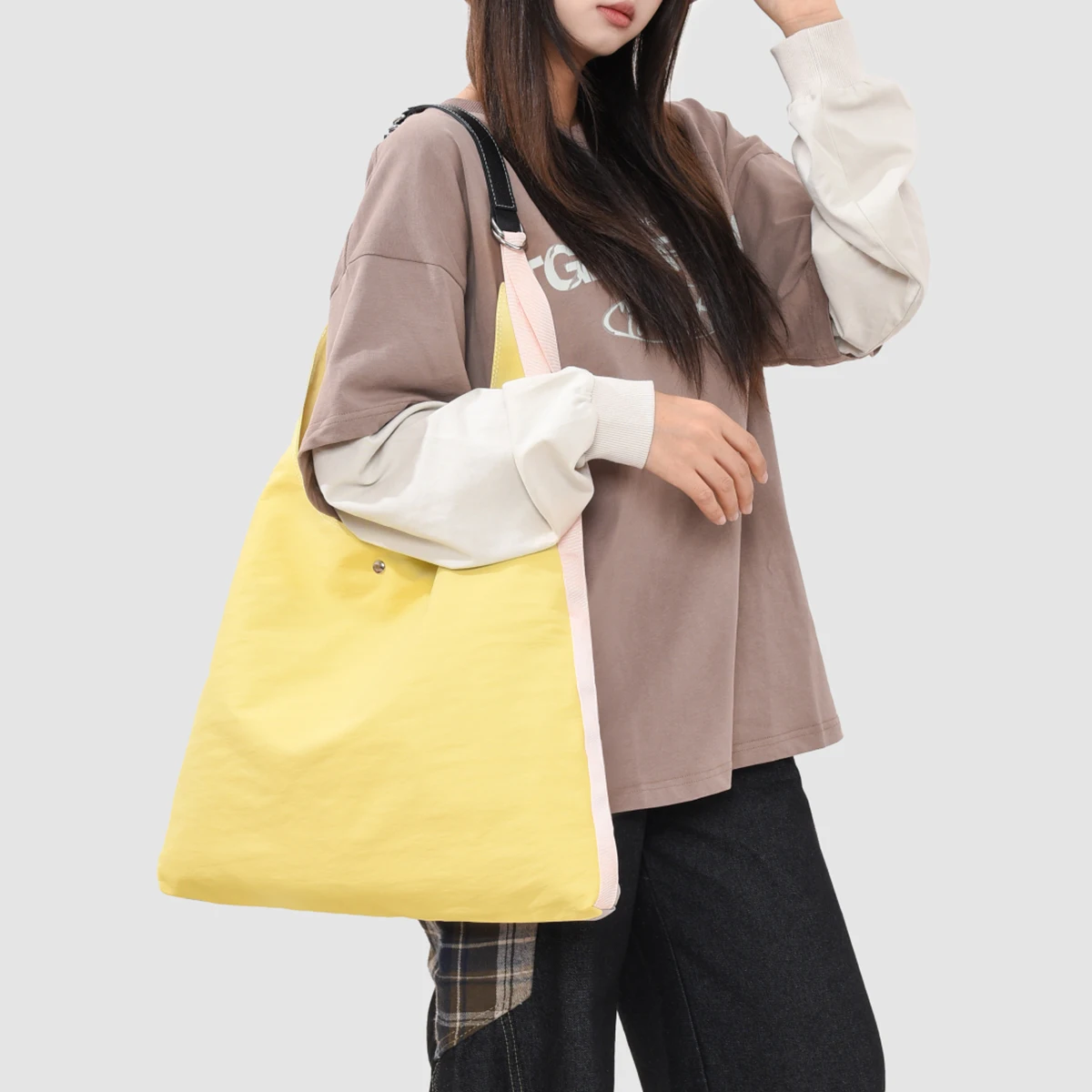 

Tote Bag for Women, Casual Travel Shoulder Bag, Large Capacity Commuter Handbag, Versatile Computer Bag for College Students