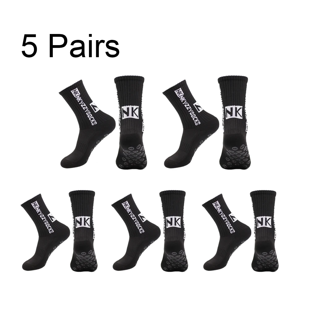 5/10 pair of black and white football socks breathable soft non-slip grip running socks tube socks