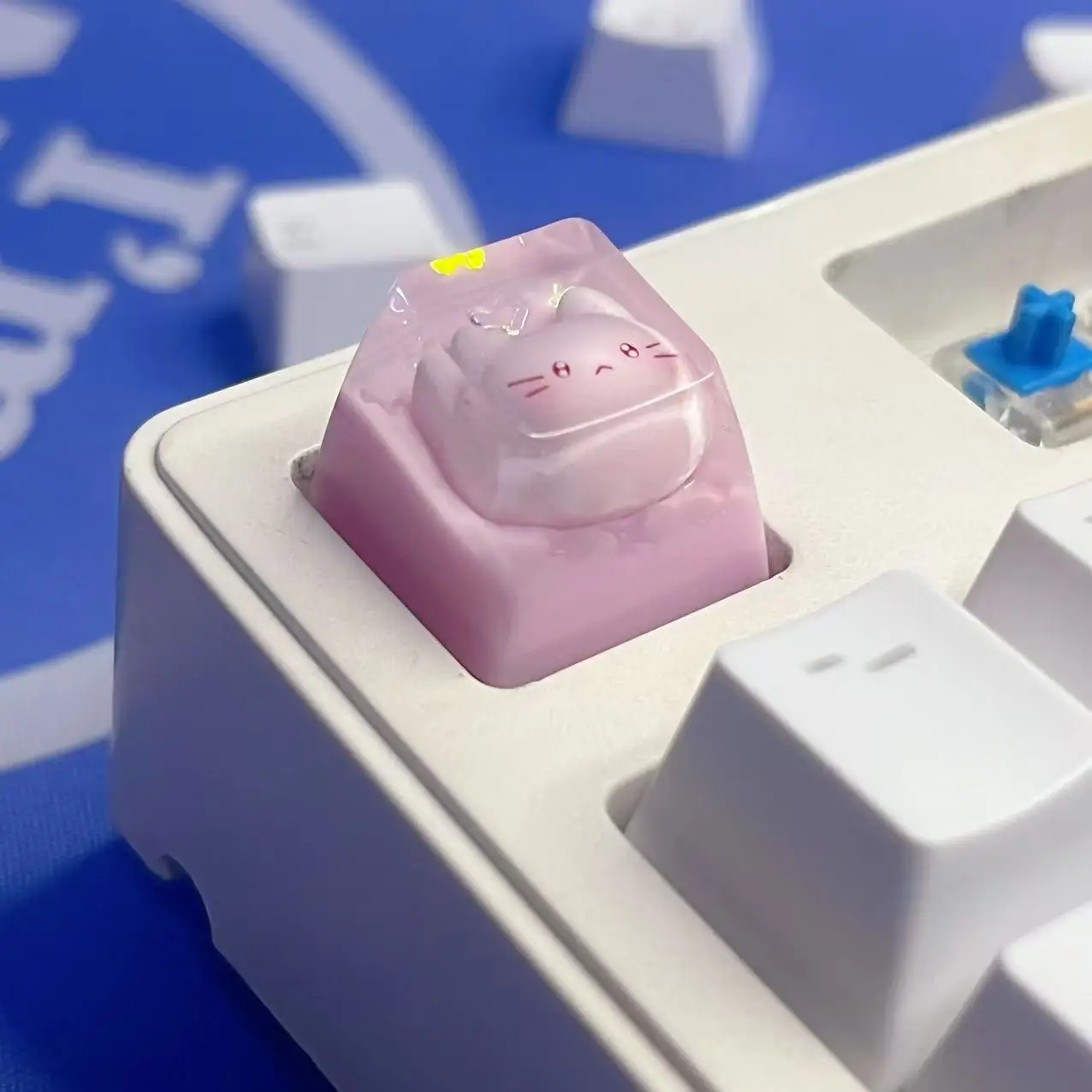 

DIY Cute Pink Cat Head Keycaps Game Mechanical Keyboard Transparent Resin Cat Claw Glitter ESC Key Birthday Gift Keycaps