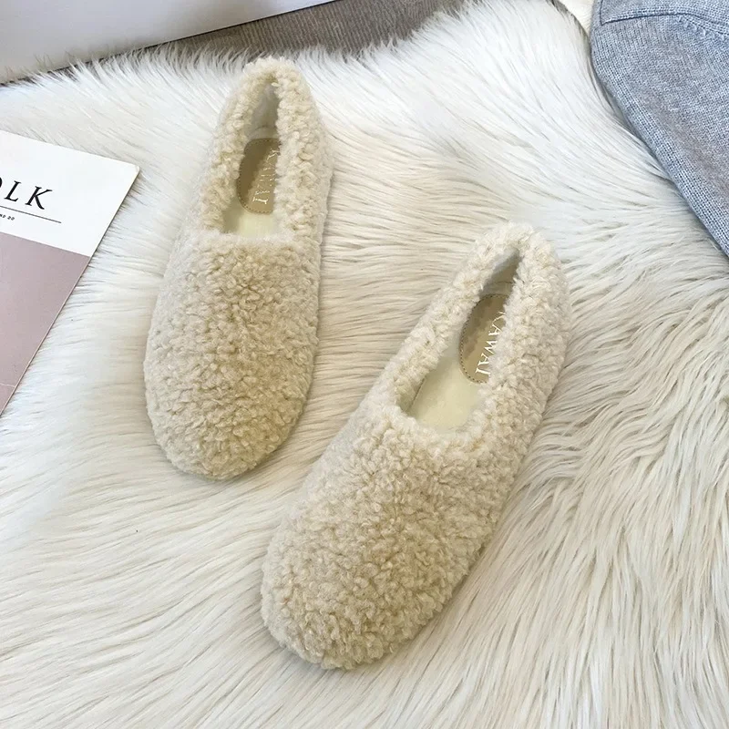 Mocassins de lã de cordeiro de luxo femme inverno sapato de algodão feminino quente mocassins de pelúcia confortável encaracolado pele de ovelha apartamentos mulher tamanho grande 40-43