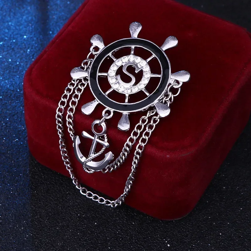New Crystal Rudder Brooch Anchor Rhinestone Tassel Chain Lapel Pin Men\'s Suit Collar Pins Fashion Brooches for Women Jewelry
