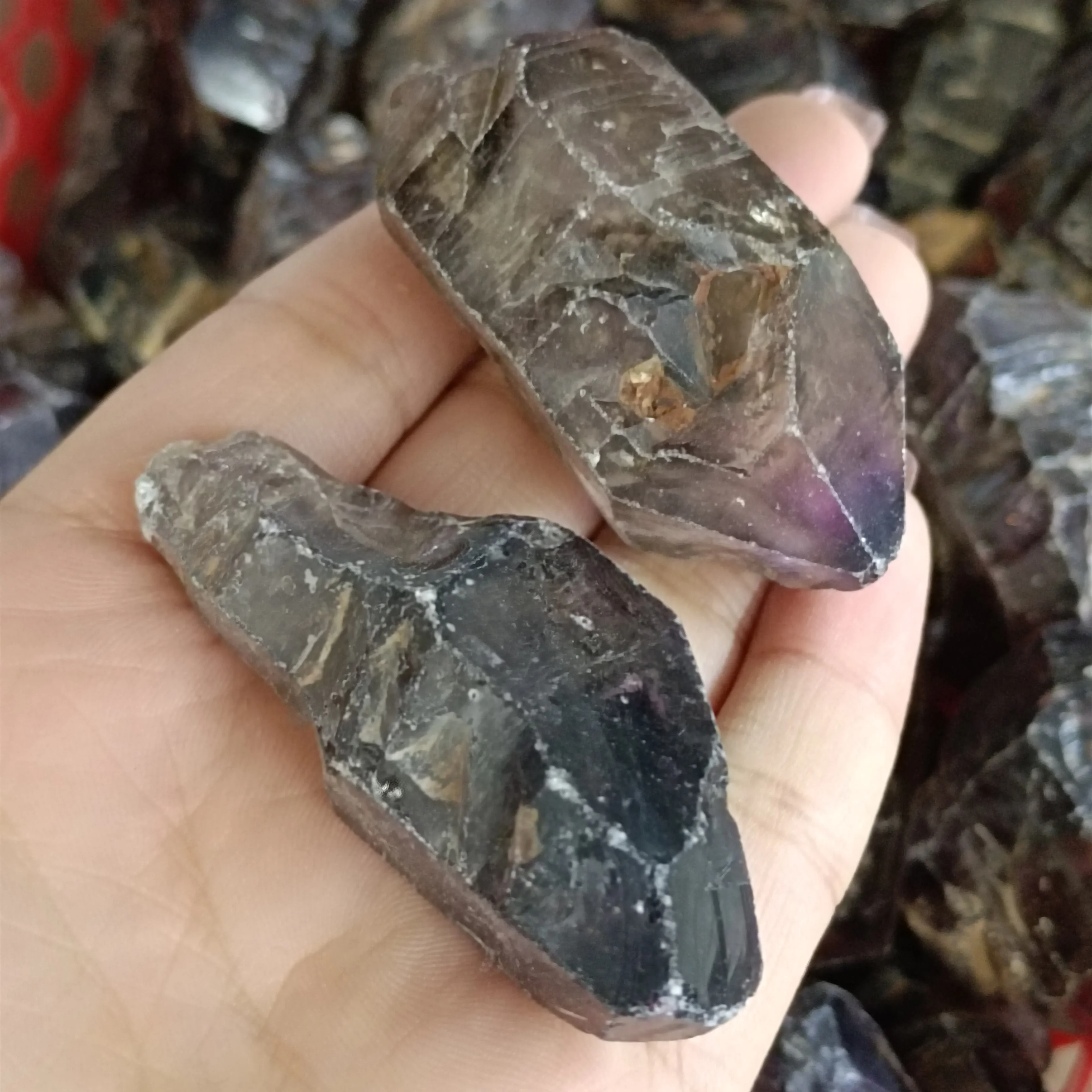 Natural crystals stone purple Irregular rough Mineral Specimen shape ore Original ecology healing reiki aquarium