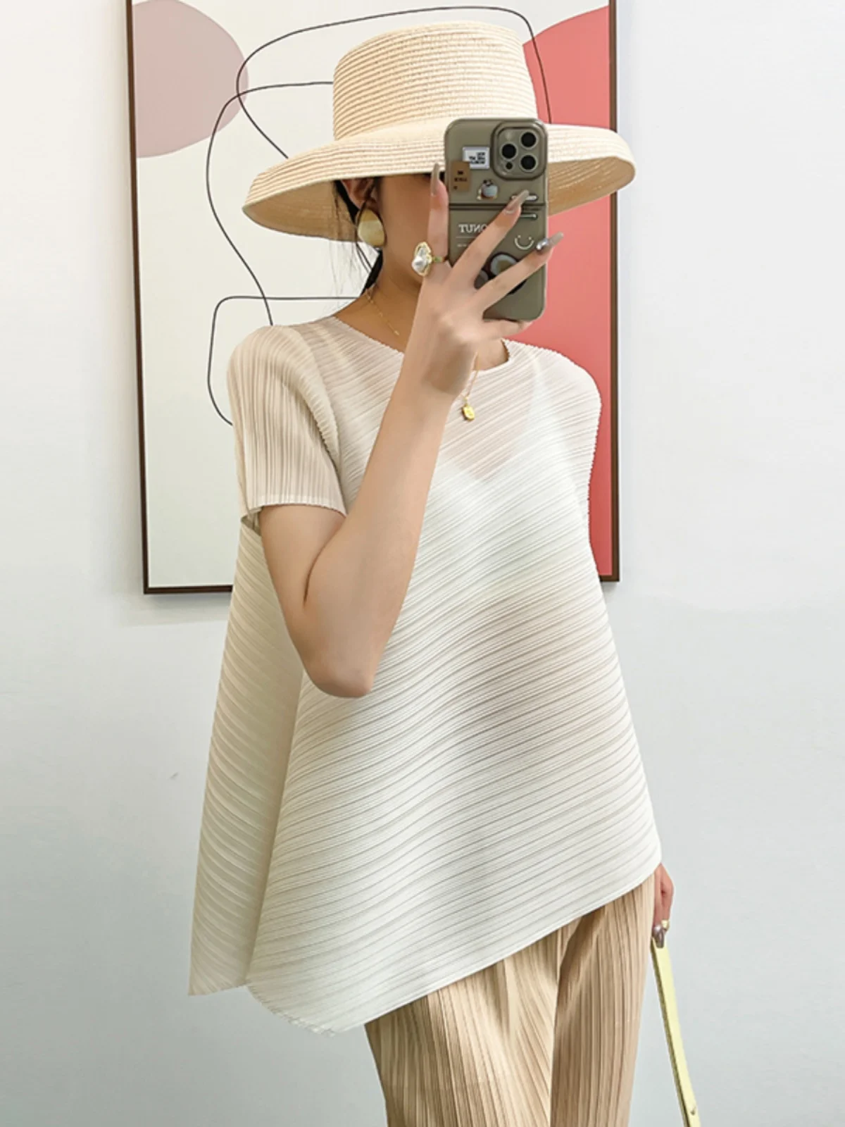 

Высококачественная плиссированная цветная летняя новая свободная тонкая футболка ort Sve, повседневный удобный круглый топ из полиэстера