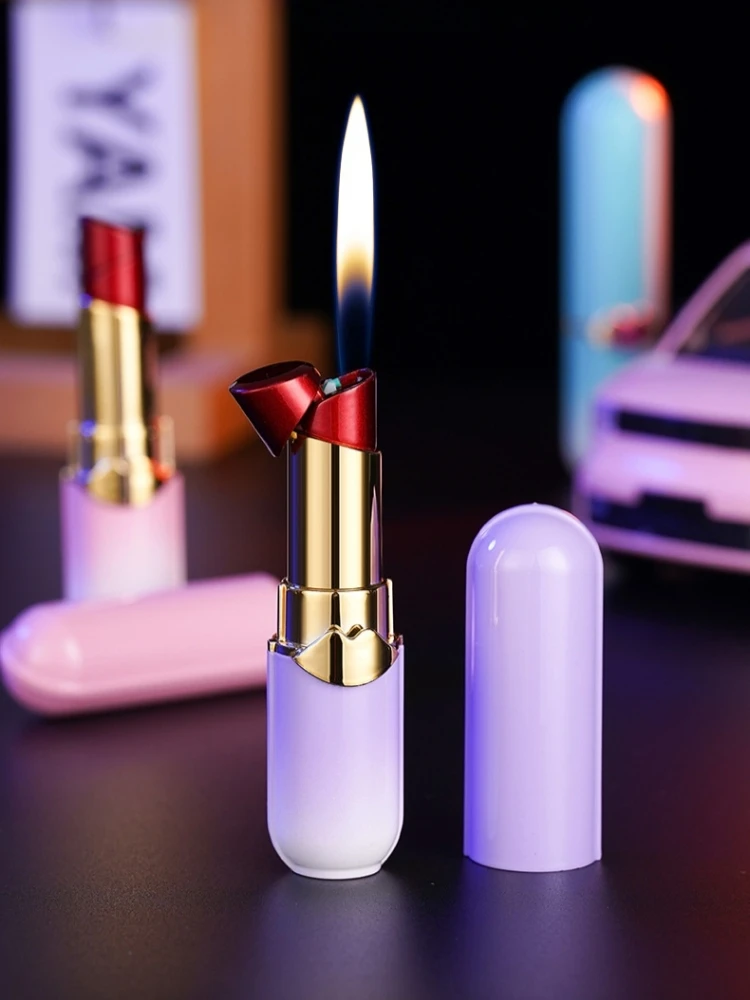 Fun Lipstick Shaped Lighter, Mini Cute, Small and Delicate Carrying Women\'s Inflatable Lighter, Cigarette Accessories