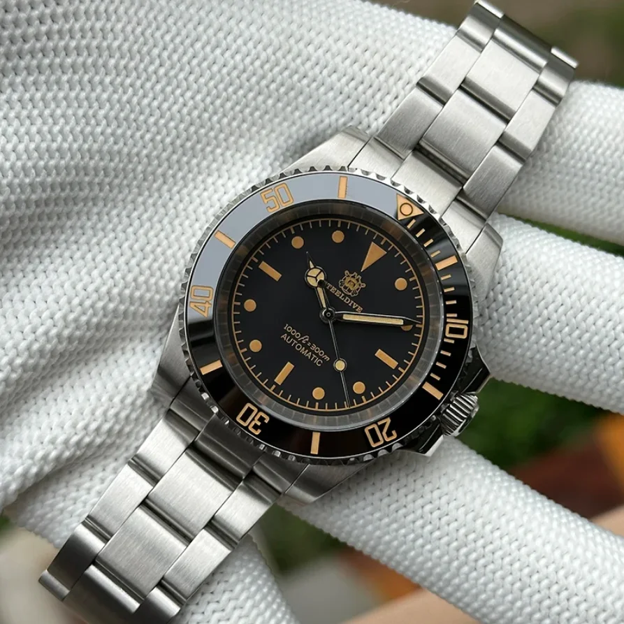 STEELDIVE Herren-Automatikuhr, 40,5 mm, mechanische Armbanduhr, Taucheruhr, 30 ATM, wasserdicht, C3, leuchtend, NH35, Saphirglas, 120-Klick-Lünette