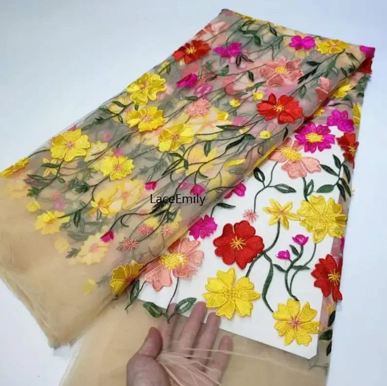 Tessuto di pizzo ricamato con fiori 3D colorati di alta qualità Tessuto floreale in tulle per abito da ragazza Abito da ballo Abito da sposa 5 metri
