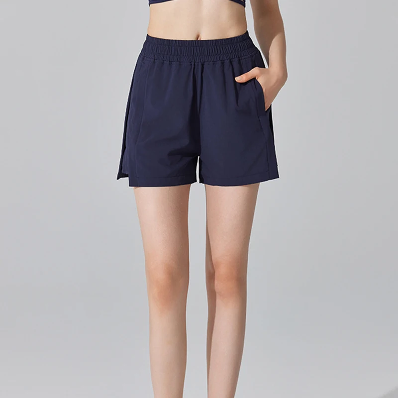 Pantalones cortos deportivos de secado rápido con abertura lateral para mujer, pantalones cortos holgados de textura ligera para correr y entrenar, pantalones de Yoga cómodos e informales de verano para mujer