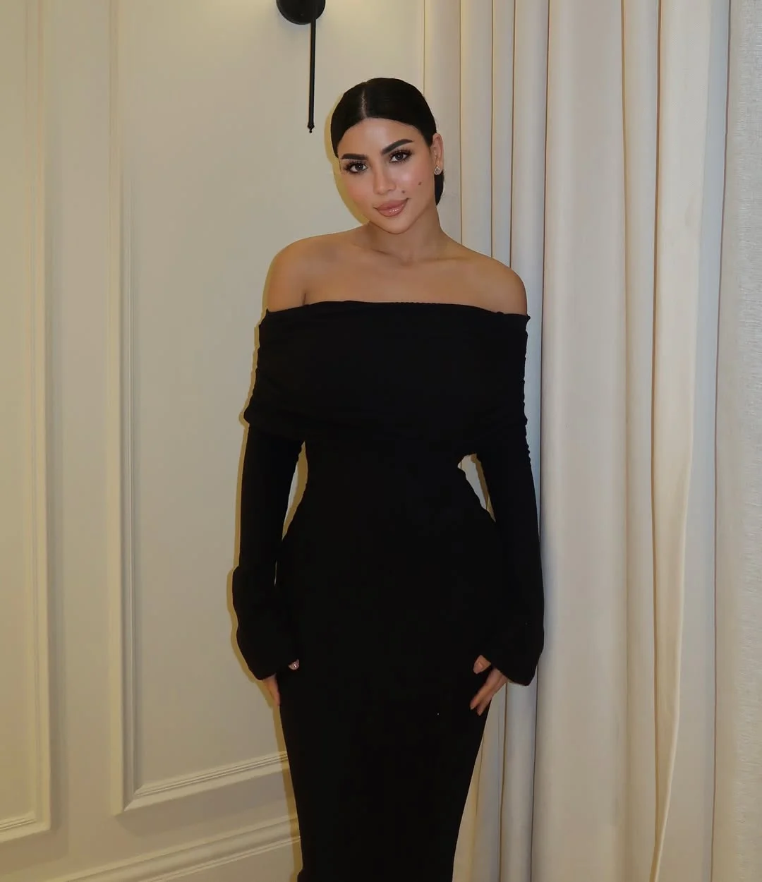 

Aenyrst Elegant Party Dresses Formal Occasion Prom Gowns Off-The-Shoulder Black Customized فساتين طويلة بأكمام