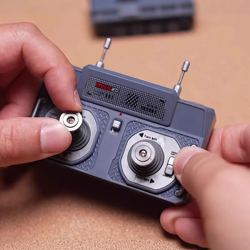 Mini réservoir télécommandé, nouvelle série de bureau, piste de combat à infrarouge, véhicule, modèle tigre allemand, jouet