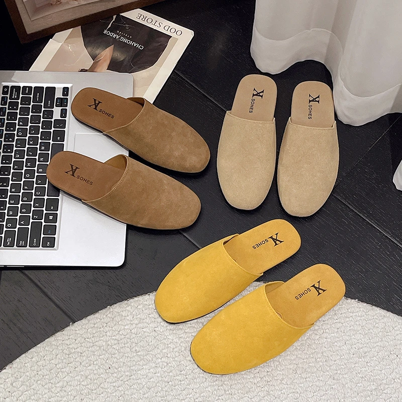 

Женские тапочки на плоской подошве 2025 года, повседневные и удобные сандалии, летние новые трендовые шлепанцы, модные домашние шлепанцы Женская Обувь