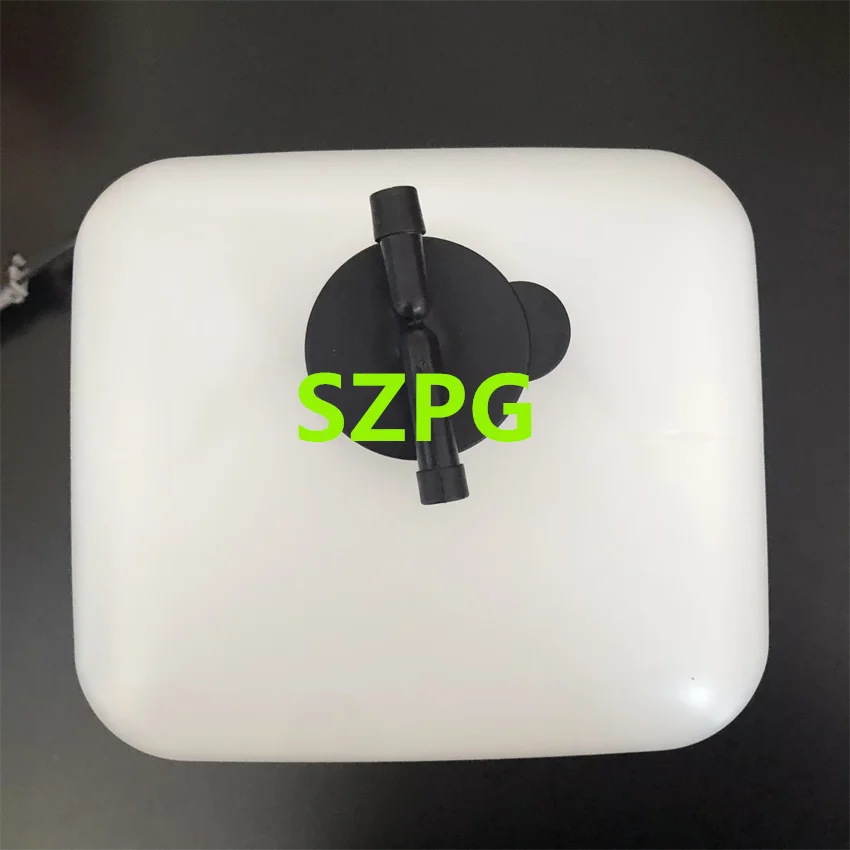 PC200-7 PC360-7 PC200-8 20Y-06-15240 Excavator Parts Water tank