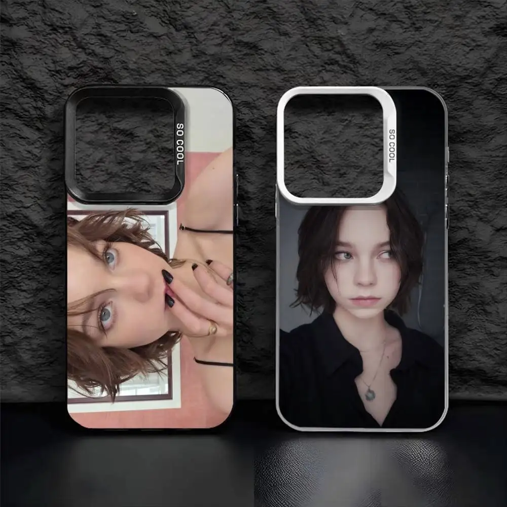 

E-Emma Actress M-Myers Phone Case For iPhone 16,15,14,13,12,17,Pro,MAX Black Matte Shockproof Cover
