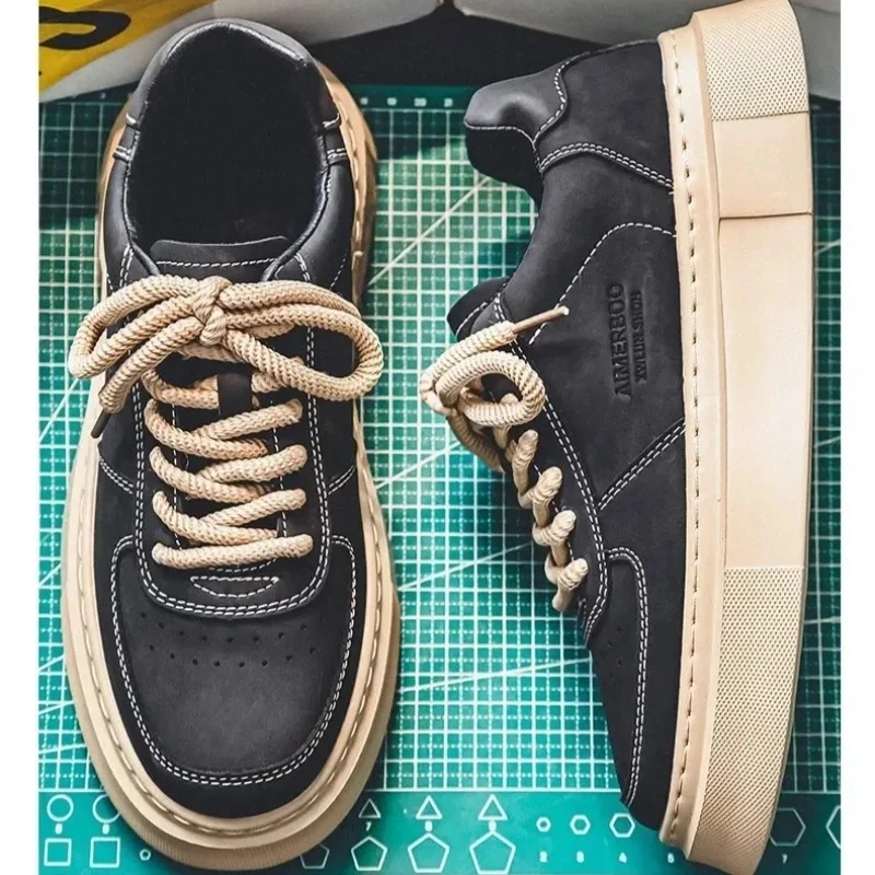 

Autumn New Lace Up Designer Comfortable Trend Board Shoes for Men Casual Leather Men Sneakers Breathable Sneakers Running Shoes