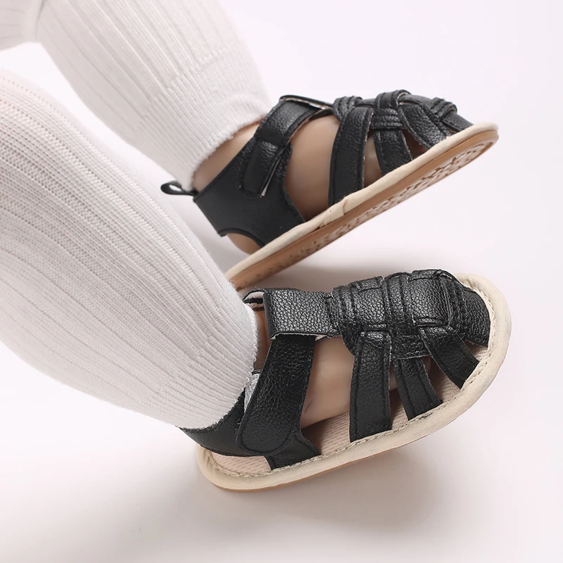 Sommer 0–1 Jahre alte männliche Babyschuhe mit weicher Sohle, rutschfeste und atmungsaktive Babysandalen, lässige Wanderschuhe