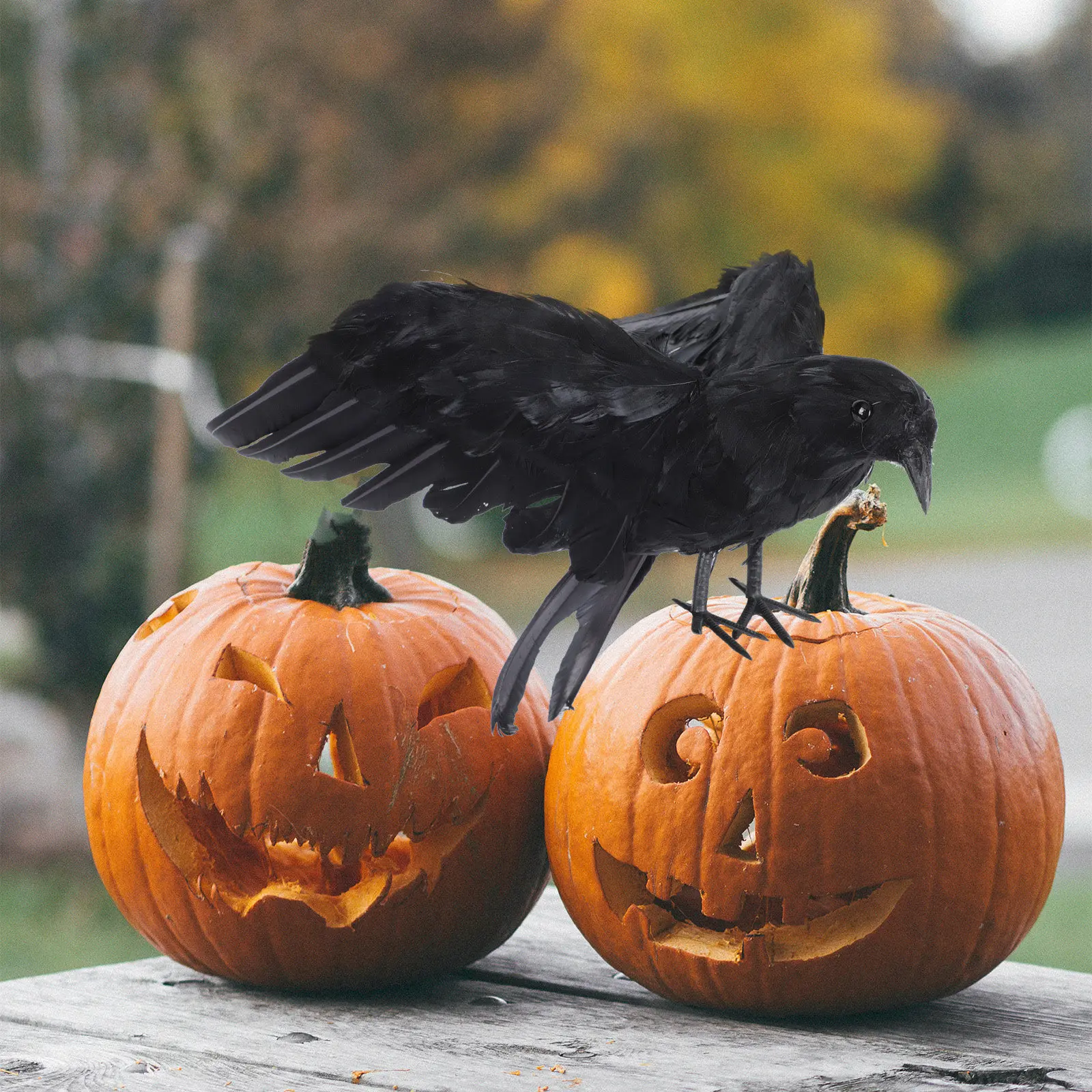 1Pcs Realistic Crow Ornament Halloween Decor Crow Adornment for Indoor Outdoor Desktop Shelf Table Festival