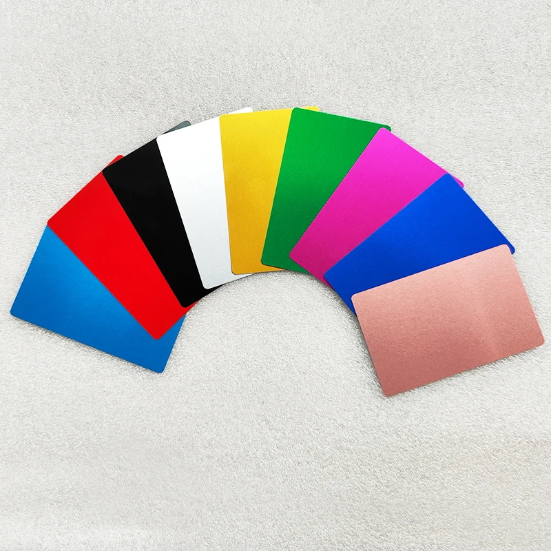 86x54mm Thick 0.2 0.45mm Business Name Cards Multicolor Aluminium Alloy Metal Sheet Testing Material for Laser Marking Machine