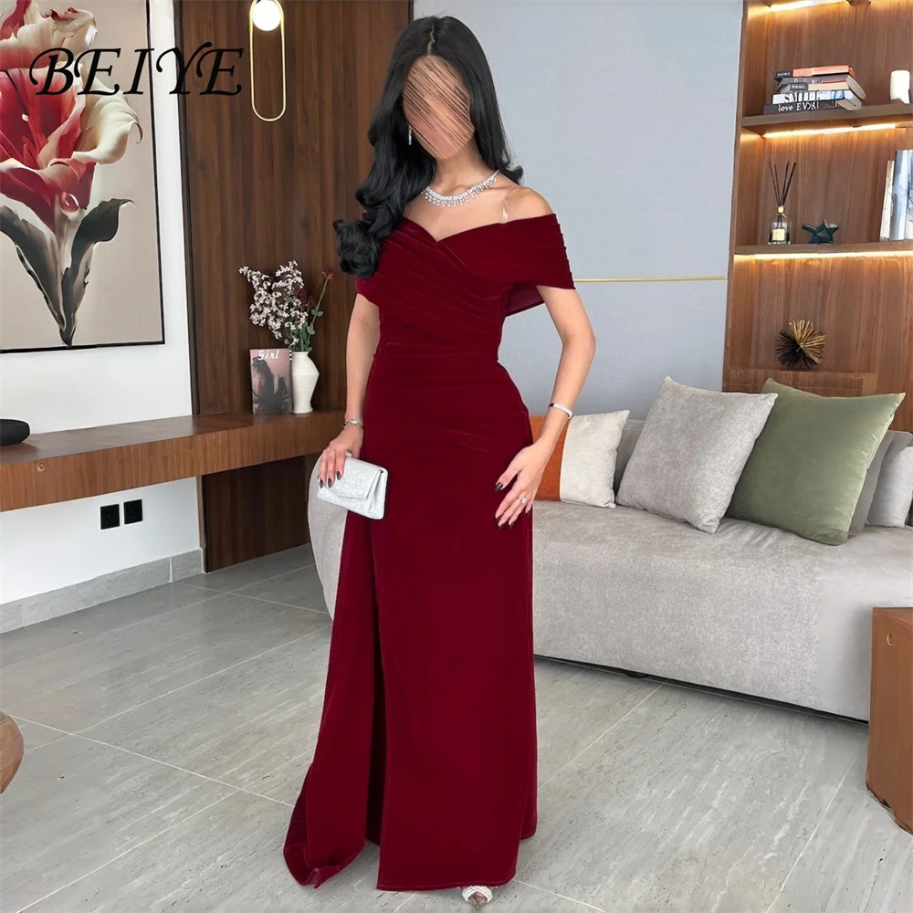 

BEIYE Modern Red Sheath Velvet Evening Dress Cape Off The Shoulder Pleat V-Neck Party Gown Customized فساتين سهرات