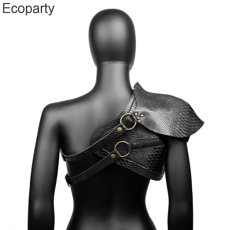 New Women's Medieval Armor Shawl Cloak Black Steampunk Leather Punk Armor Cape Halloween Party Costumes Accessory Props