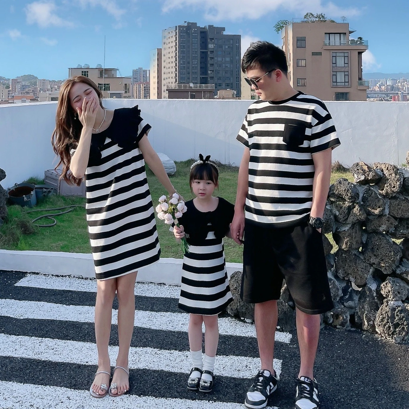 Dad Mom and Child Matching Clothes for Whole Family Clothing Mother and Daughter Striped Dress Father Son Equal T Shirts Outfits