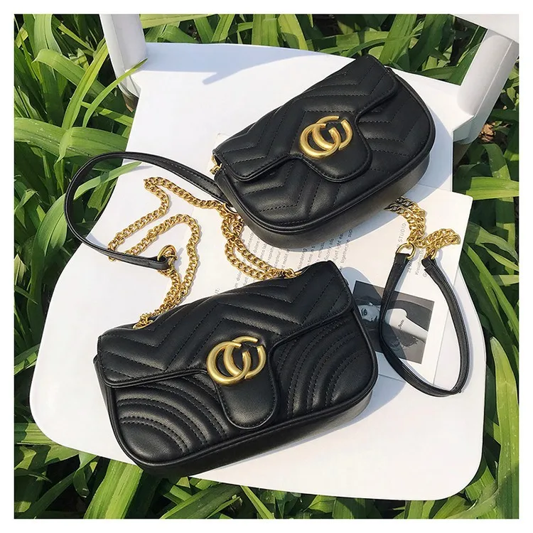 

2025 New Women’s Crossbody Bag Chain Strap Shoulder Underarm Bag Trendy Lightweight Unique Design for Daily Commuting