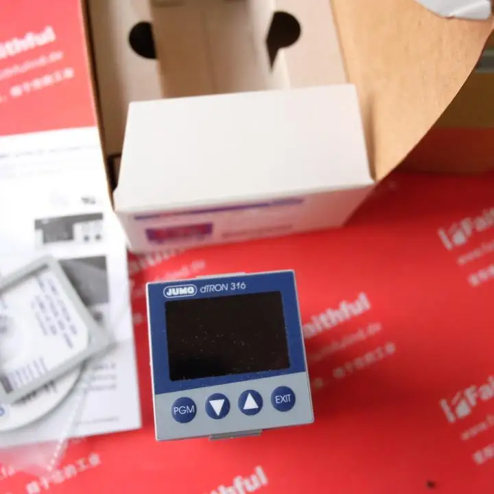 

Jumo 00465117 Temperature Controller 703041/181- 470-23/000