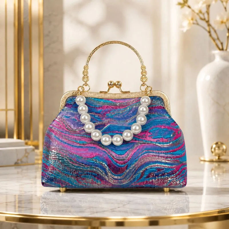 2026 New High-end Banquet Dress Accessory Bag Chinese Style Cheongsam Handbag Clip on Pearl Crossbody Lipstick Storage Bag